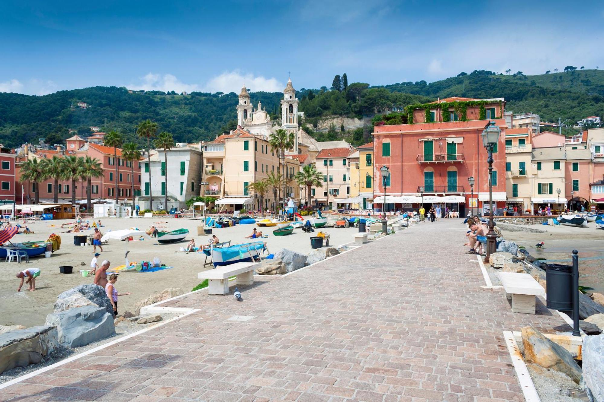 Beach & Relax With Terrace - Happy Rentals Alassio Esterno foto